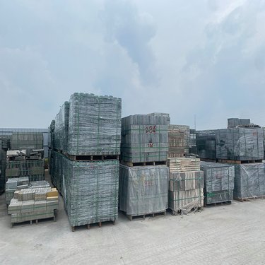 仿石材缝隙透水砖 融合美观与实用的绿色建材